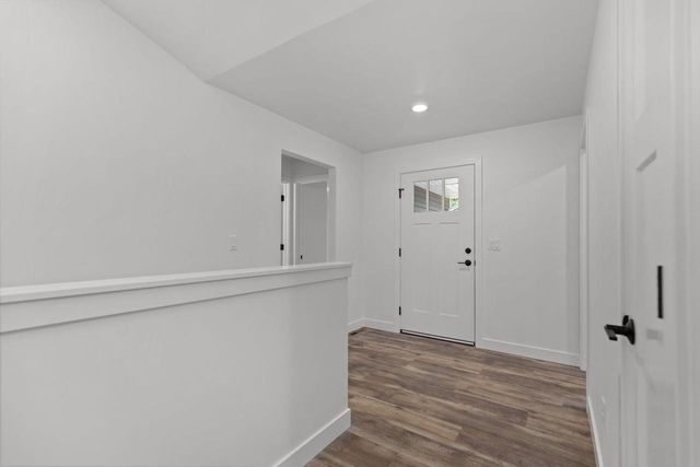 N9016 SOUTHTOWNE DRIVE, Menasha, WI 54952