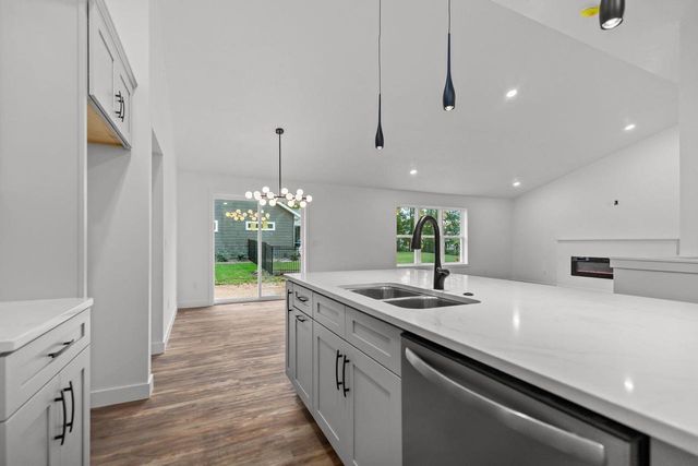 N9016 SOUTHTOWNE DRIVE, Menasha, WI 54952