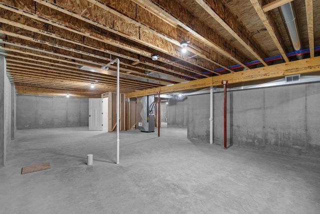 N9016 SOUTHTOWNE DRIVE, Menasha, WI 54952