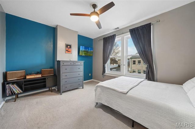 6410 Wade Avenue, St Louis, MO 63139