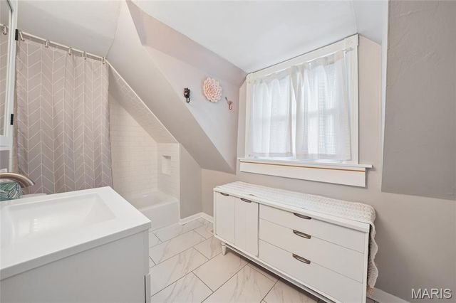 6410 Wade Avenue, St Louis, MO 63139