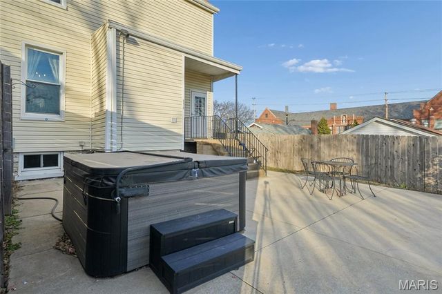 6410 Wade Avenue, St Louis, MO 63139