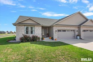 4500 Castle Pines Drive, Springfield, IL 62711