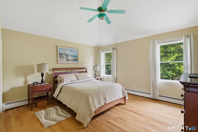 48 Tiffany Lane, Bristol, CT 06010