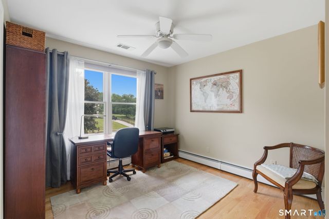 48 Tiffany Lane, Bristol, CT 06010