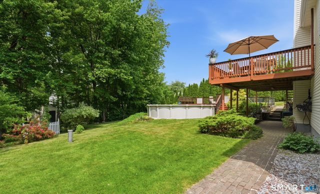 48 Tiffany Lane, Bristol, CT 06010