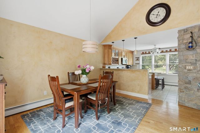48 Tiffany Lane, Bristol, CT 06010