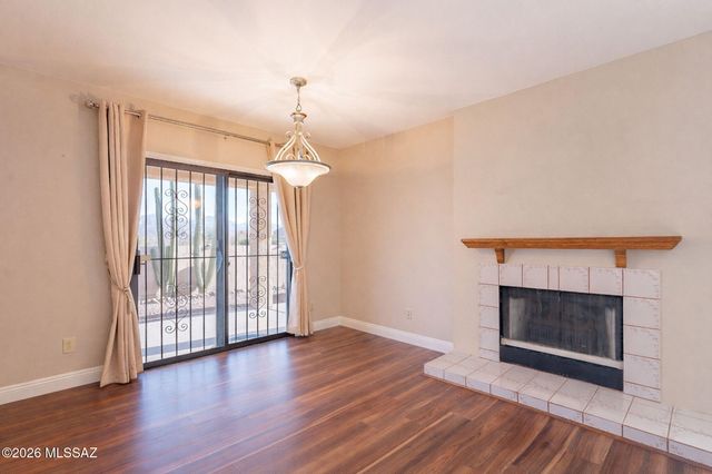 38324 S Silverwood Drive, Tucson, AZ 85739