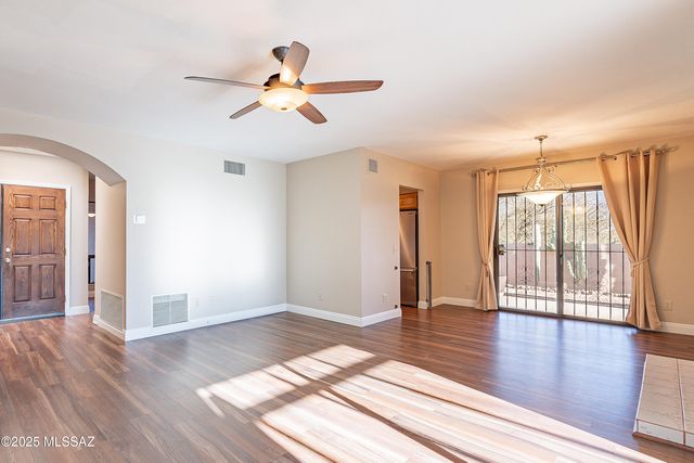 38324 S Silverwood Drive, Tucson, AZ 85739