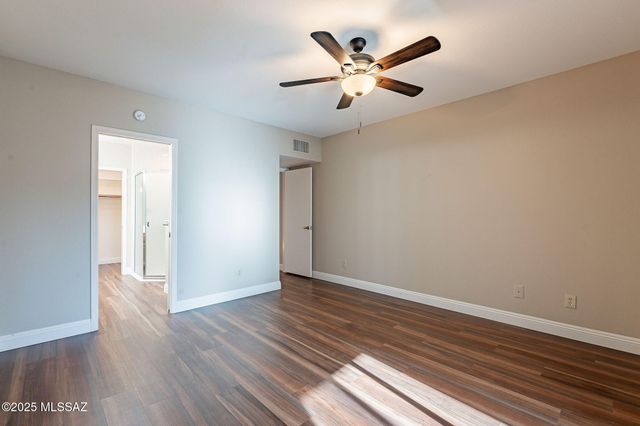 38324 S Silverwood Drive, Tucson, AZ 85739