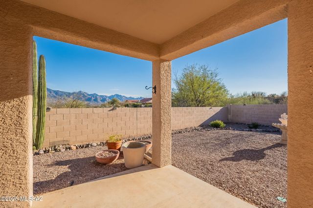 38324 S Silverwood Drive, Tucson, AZ 85739