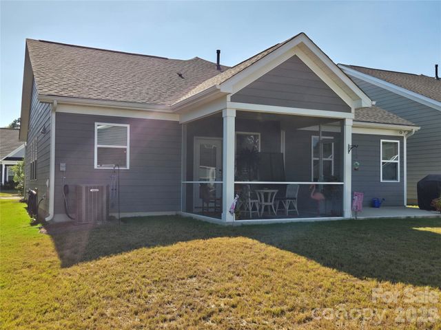 324 Sunharvest Lane, Indian Trail, NC 28079