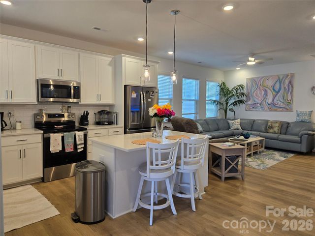 324 Sunharvest Lane, Indian Trail, NC 28079