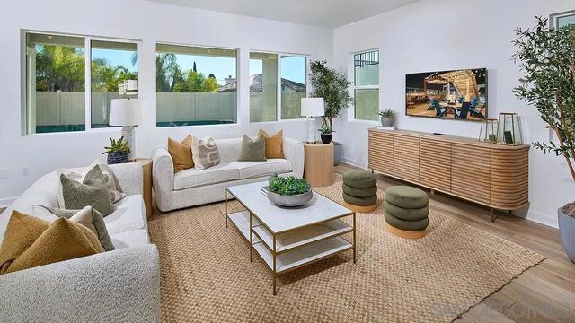 2312 Loker Way, Oceanside, CA 92054