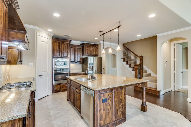 2824 Earl Drive, Trophy Club, TX 76262