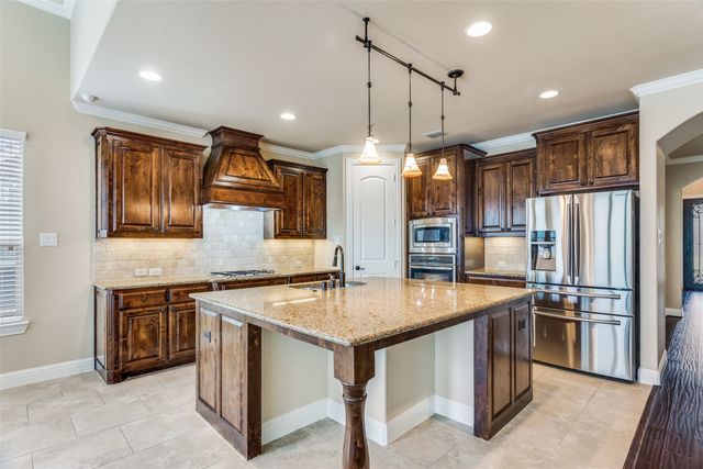 2824 Earl Drive, Trophy Club, TX 76262