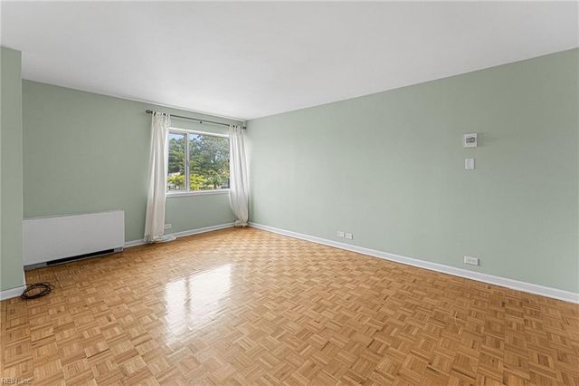 7320 Glenroie Ave Apt 2G, Norfolk, VA 23505