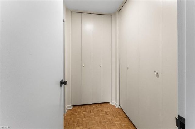 7320 Glenroie Ave Apt 2G, Norfolk, VA 23505