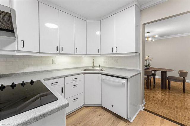 7320 Glenroie Ave Apt 2G, Norfolk, VA 23505