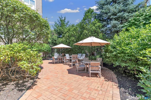 850 East Main Street 403, Stamford, CT 06902