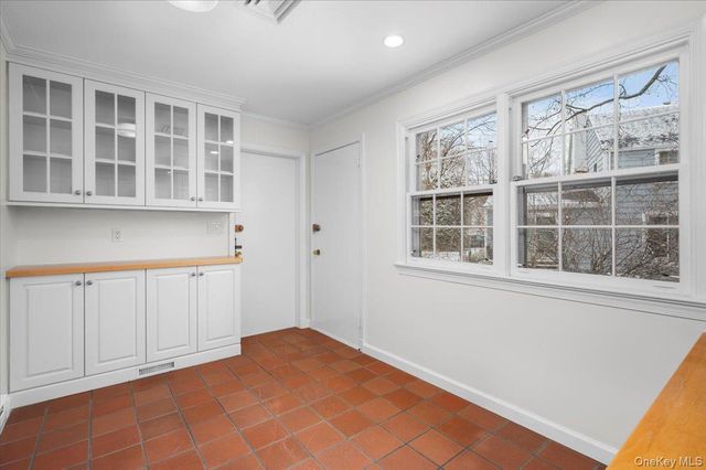 2 Homer Avenue, Larchmont, NY 10538