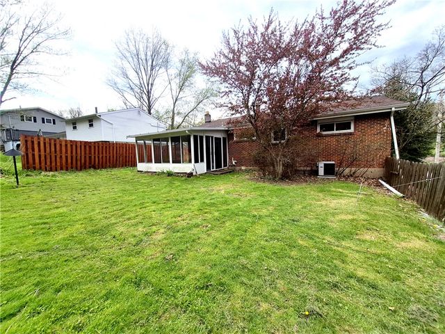 125 Alpine Village Drive, Monroeville, PA 15146