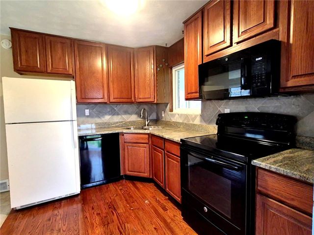 125 Alpine Village Drive, Monroeville, PA 15146