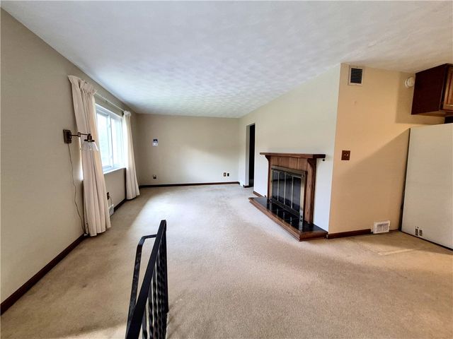 125 Alpine Village Drive, Monroeville, PA 15146