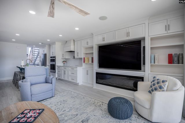 9 Beach Road, Lexington, SC 29072