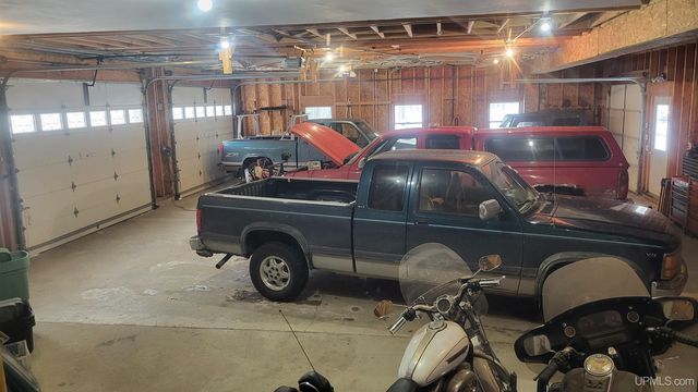 W8310 Meyer Lane, Crivitz V-wi, WI 54114