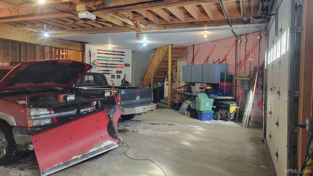 W8310 Meyer Lane, Crivitz V-wi, WI 54114