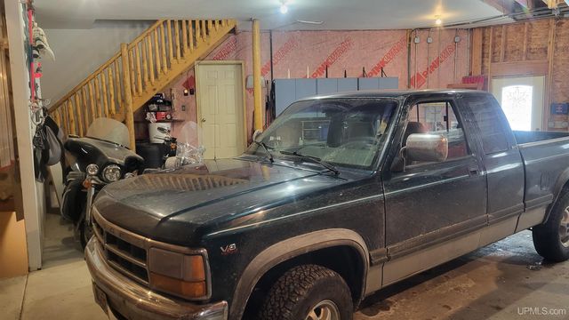 W8310 Meyer Lane, Crivitz V-wi, WI 54114