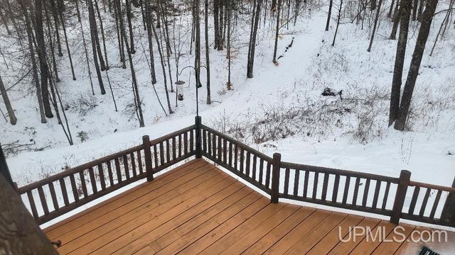 W8310 Meyer Lane, Crivitz V-wi, WI 54114