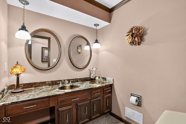 7255 Tuliptree Trail, Indianapolis, IN 46256
