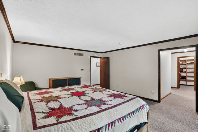 7255 Tuliptree Trail, Indianapolis, IN 46256