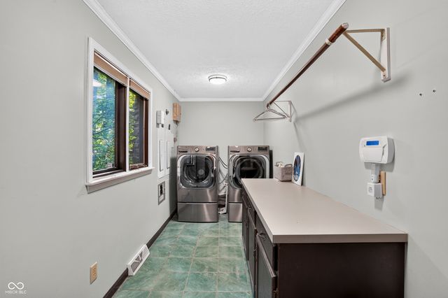 7255 Tuliptree Trail, Indianapolis, IN 46256