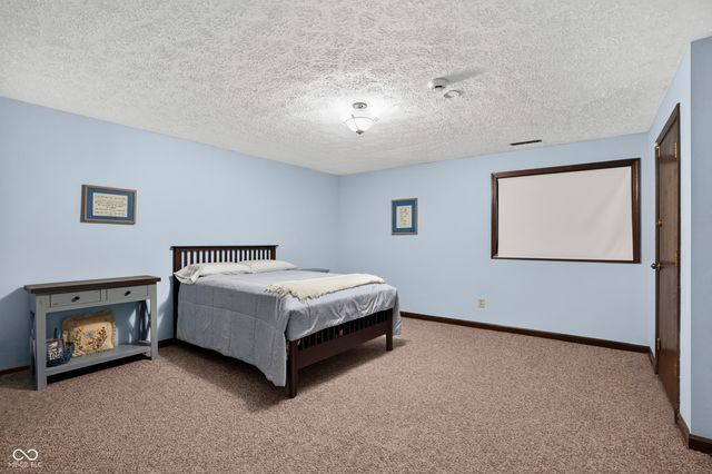 7255 Tuliptree Trail, Indianapolis, IN 46256