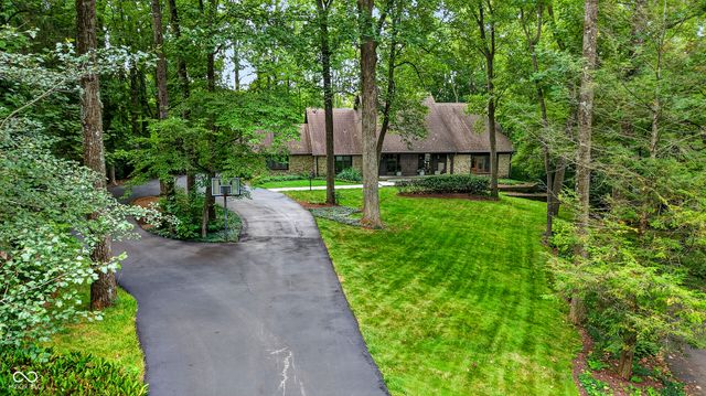 7255 Tuliptree Trail, Indianapolis, IN 46256