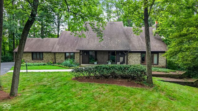 7255 Tuliptree Trail, Indianapolis, IN 46256