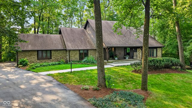 7255 Tuliptree Trail, Indianapolis, IN 46256