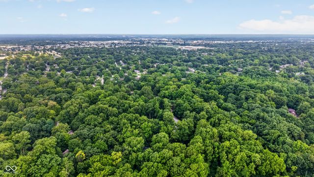 7255 Tuliptree Trail, Indianapolis, IN 46256