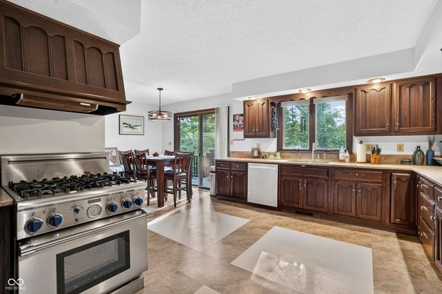 7255 Tuliptree Trail, Indianapolis, IN 46256