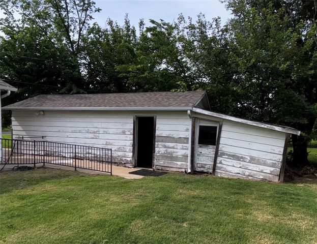 1625 N Louisa Avenue, Shawnee, OK 74804