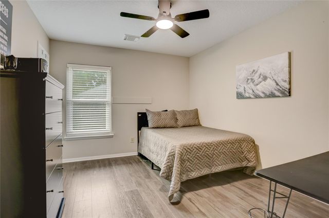 6510 Acorn Court, Pearland, TX 77584