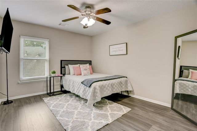6510 Acorn Court, Pearland, TX 77584