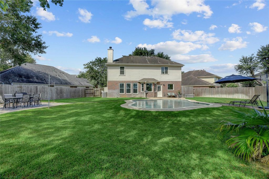 6510 Acorn Court, Pearland, TX 77584