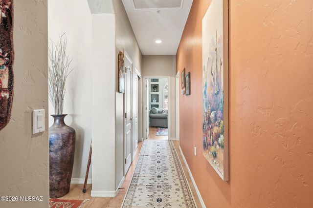 2749 S Greenside Place, Green Valley, AZ 85614