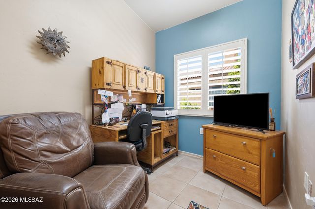 2749 S Greenside Place, Green Valley, AZ 85614