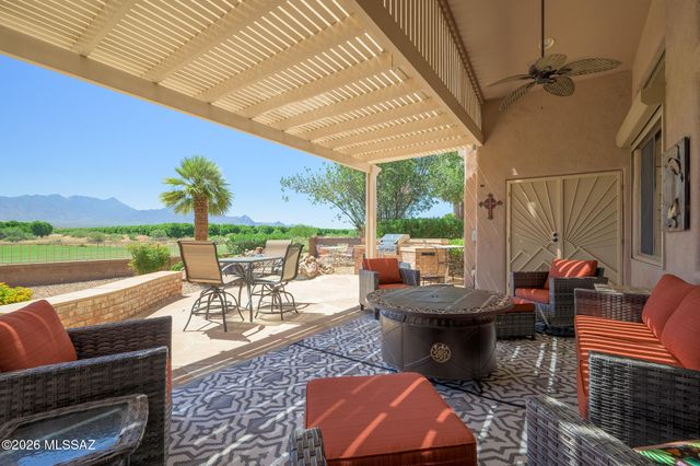 2749 S Greenside Place, Green Valley, AZ 85614