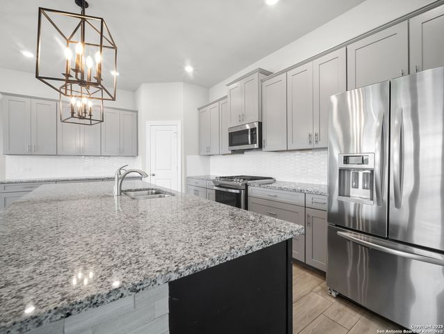2239 Sur, New Braunfels, TX 78132